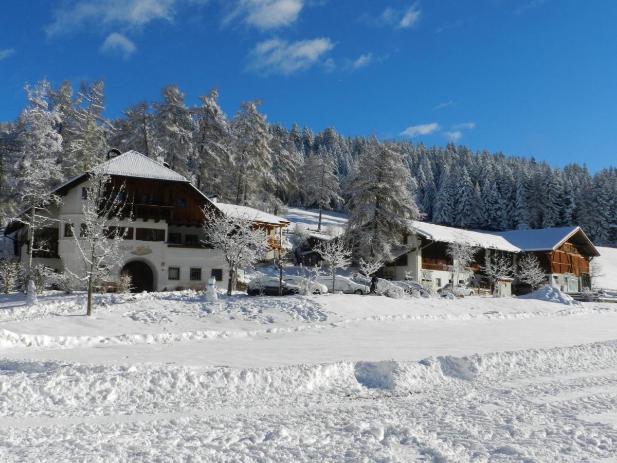 Laerchhof Villa Collalbo Bagian luar foto